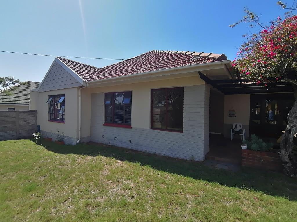 Spacious 3 Bedroom House in Harewood Drive, Nahoon
