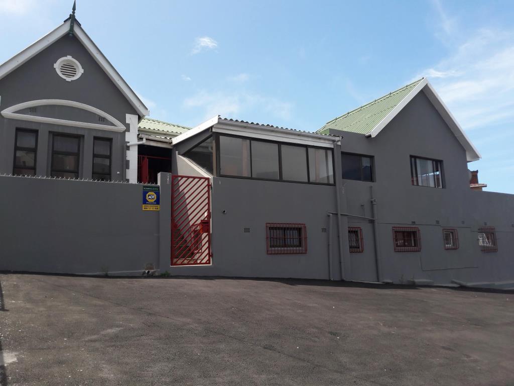 Spacious Room to Rent| Inverleith Terrace, Quigney