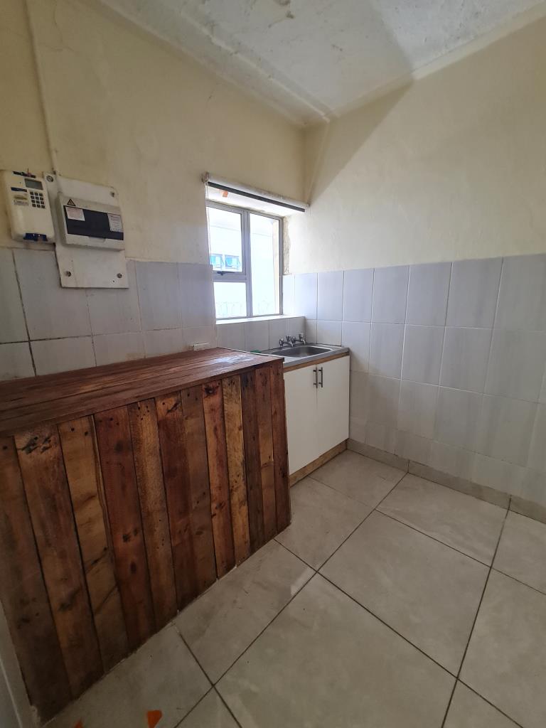 Lovely one-bedroom flat in Mont Marte, Southernwood