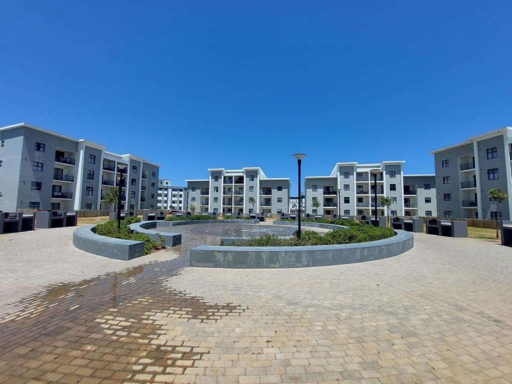 UNFURNISHED 2 BEDROOM APARTMENT TO LET  