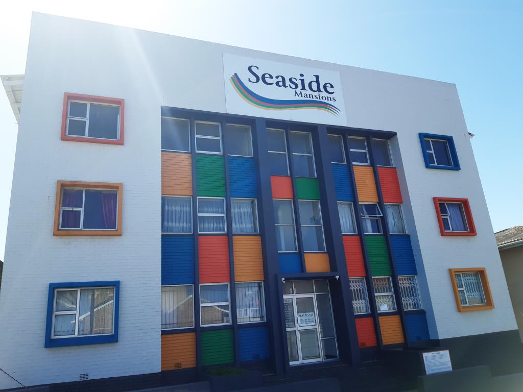 Beautiful 2 Bedroom Flat in Seaside Mansions, Quigney