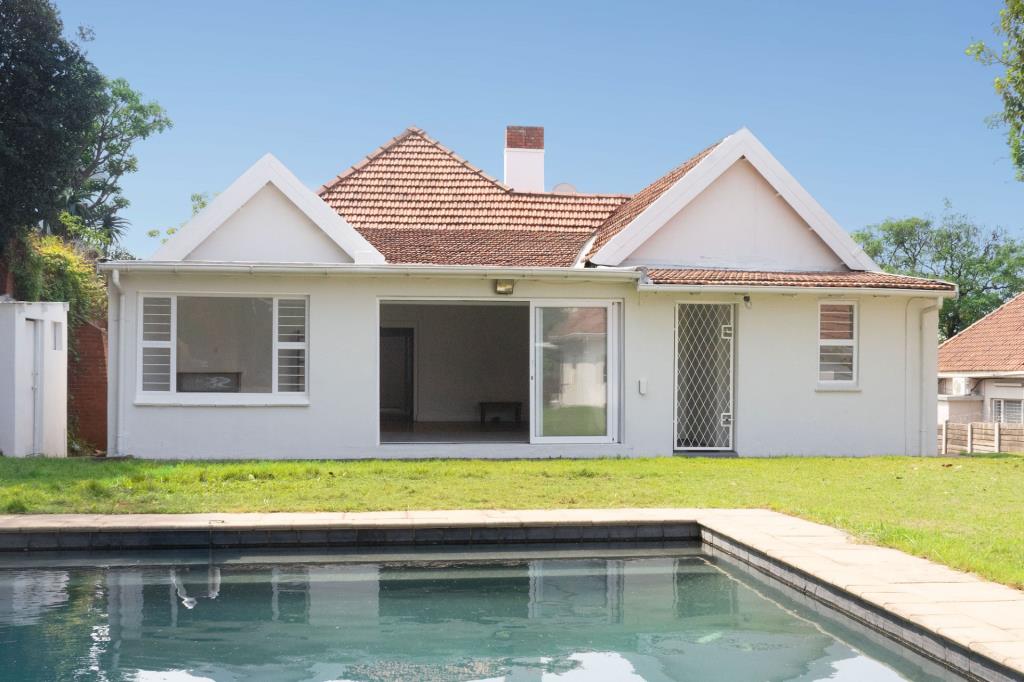 Stunning three bedroom home with pool and granny flats - Dont  delay viewing this one