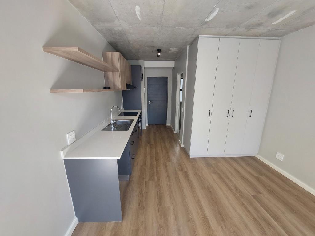 Modern & Secure Unfurnished Bachelor Apartment Available in Pinelands
