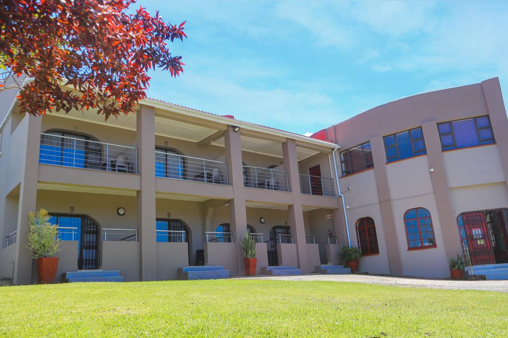 Modern Furnished Bachelor Flat – Mc Jannet Drive