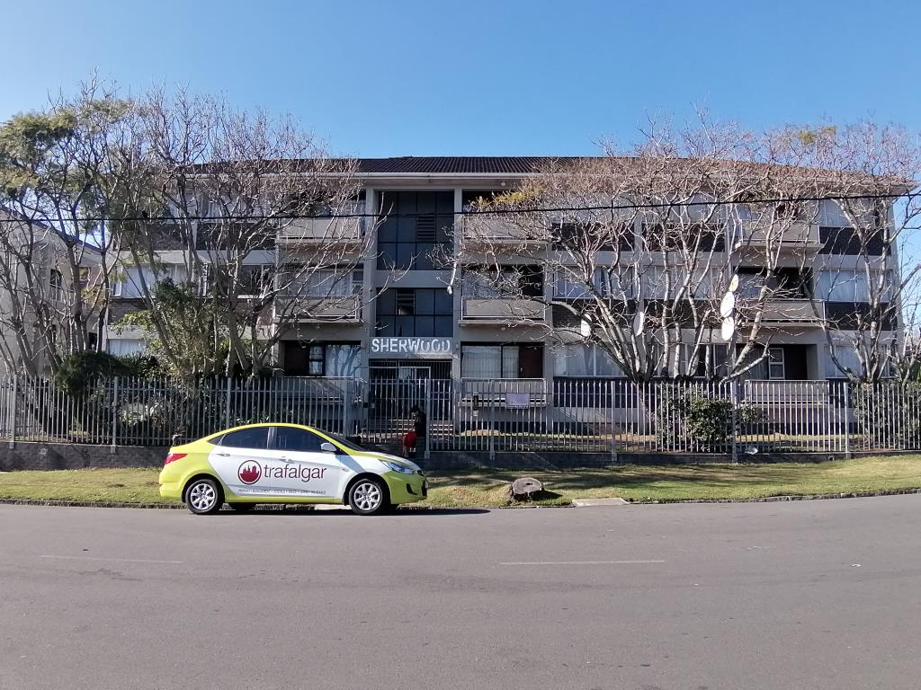 Perfectly Positioned 1-Bedroom Gem in Sherwood Court, Southernwood