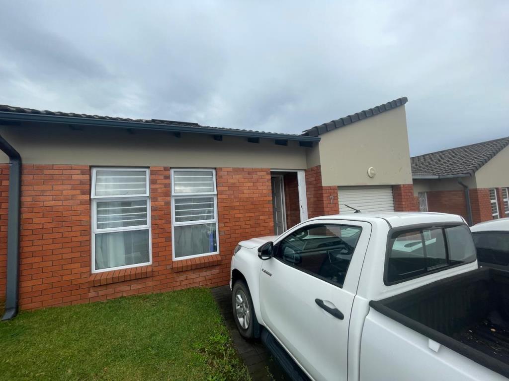 Spacious Two Bedroom Townhouse in Meadowlark, Beacon Bay