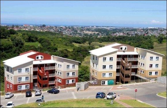 Ideally-situated bachelor flats in Emerald Sky, Amalinda