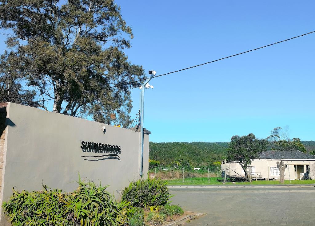 For Rent: Modern Three Bedroom Townhouse in Summerwoods, Abbotsford